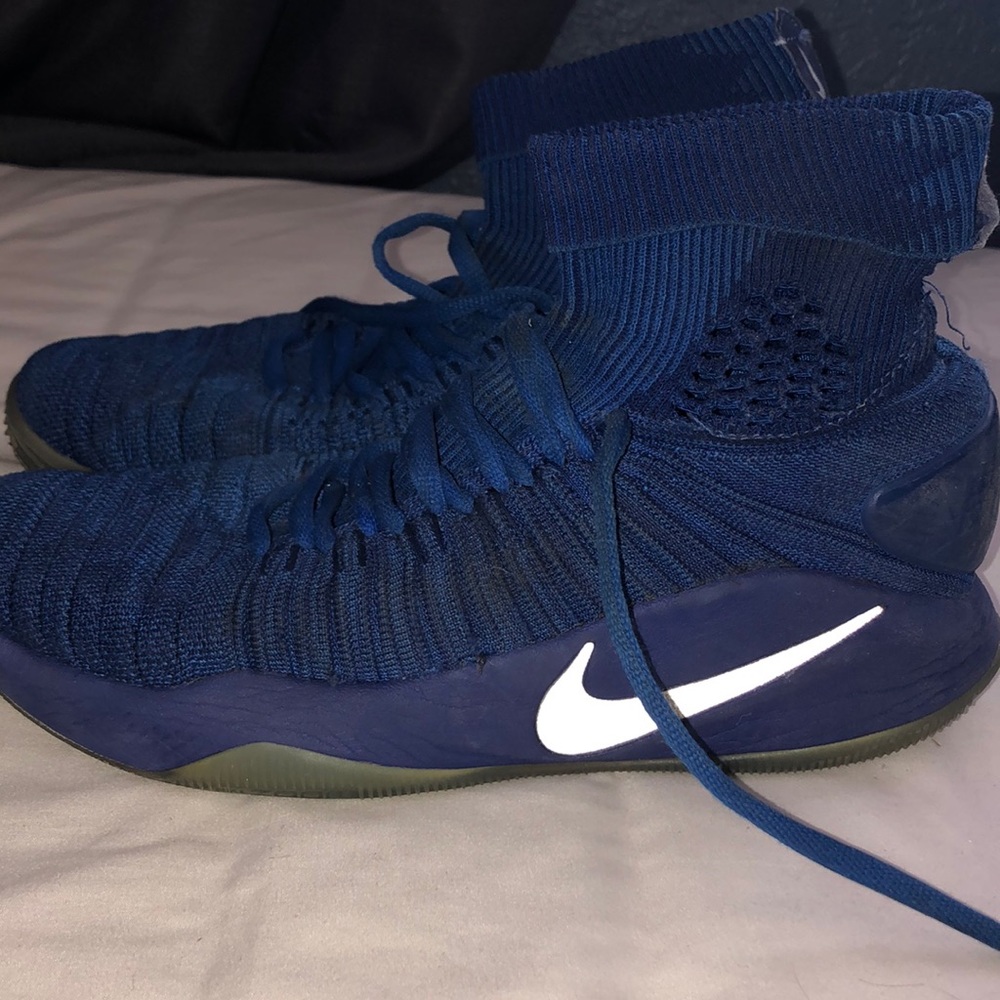 🔥NIKE FLY-KNIT HYPER DUNK 2016 SIZE 8.5!!